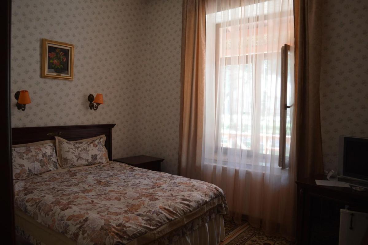 Vila Cerbul Albastru Hotell Moneasa Exteriör bild